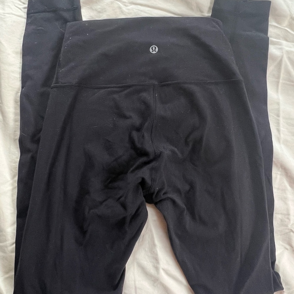 Lululemon black leggings